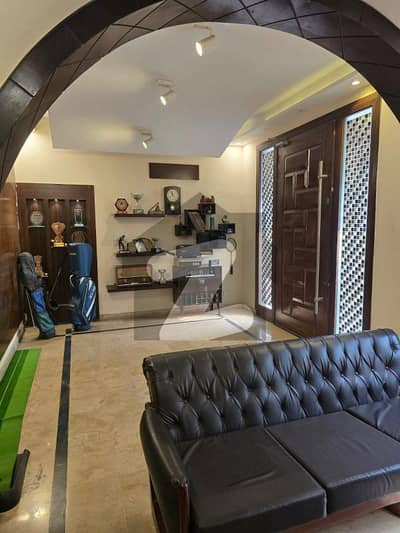 10 Marla Beautiful House In Garden Town (Center Of Lahore) 10 Marla Beautiful House In Garden Town (Center Of Lahore)