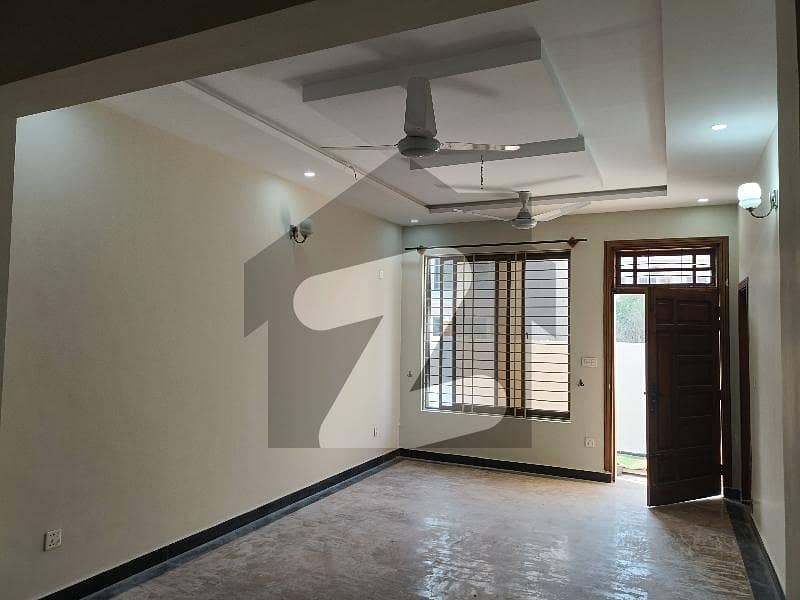 11 Marla Ground Portion Available For Rent 11 Marla Ground Portion Available For Rent