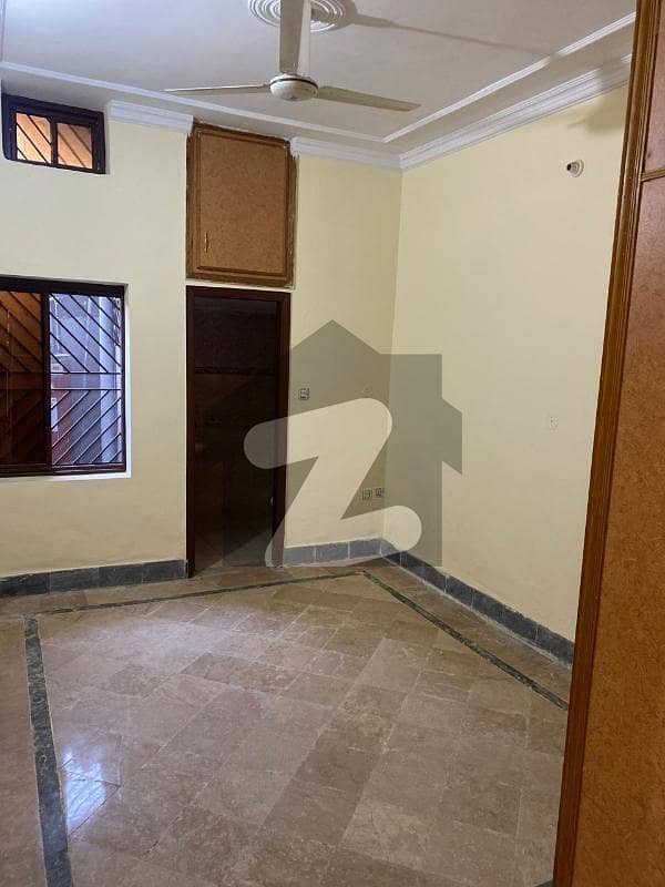 10 Marla Upper Portion Available For Rent 10 Marla Upper Portion Available For Rent