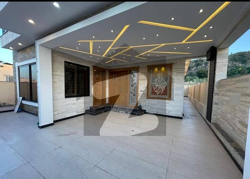 Bahria Enclave 10 Marla House Available For Sale