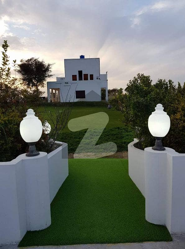 A Beautiful Farmhouse In Kallar Kahar