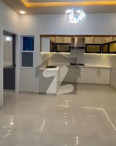 ڈی ایچ اے فیز 5 ڈی ایچ اے ڈیفینس,کراچی میں 3 کمروں کا 12 مرلہ فلیٹ 3.25 لاکھ میں کرایہ پر دستیاب ہے۔