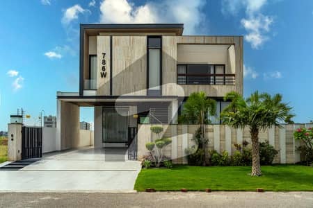 Modern Design Bungalow For Sale near Park & Raya Fairways