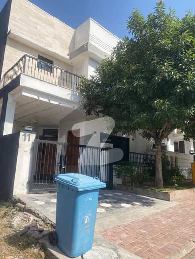 5 Marla park face brand new designer house for sale front park back garden 3 marla 5 Marla park face brand new designer house for sale front park back garden 3 marla