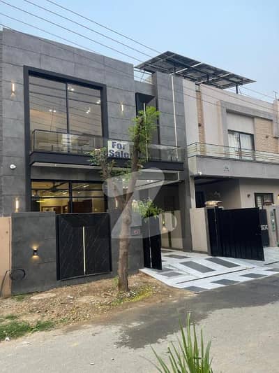 ڈی ایچ اے 11 رہبر فیز 2 - بلاک ایف ڈی ایچ اے 11 رہبر فیز 2,ڈی ایچ اے 11 رہبر,لاہور میں 3 کمروں کا 5 مرلہ مکان 2.65 کروڑ میں برائے فروخت۔ ڈی ایچ اے 11 رہبر فیز 2 - بلاک ایف ڈی ایچ اے 11 رہبر فیز 2,ڈی ایچ اے 11 رہبر,لاہور میں 3 کمروں کا 5 مرلہ مکان 2.65 کروڑ میں برائے فروخت۔