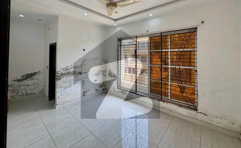 سٹی ہاؤسنگ سوسائٹی گوجرانوالہ میں 2 کمروں کا 10 مرلہ بالائی پورشن 45.0 ہزار میں کرایہ پر دستیاب ہے۔