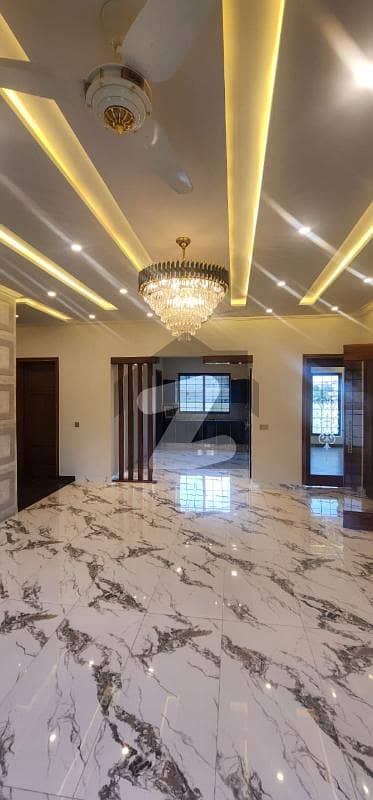 ڈی ایچ اے فیز 2 - سیکٹر بی ڈی ایچ اے ڈیفینس فیز 2,ڈی ایچ اے ڈیفینس,اسلام آباد میں 6 کمروں کا 1 کنال مکان 11.9 کروڑ میں برائے فروخت۔ ڈی ایچ اے فیز 2 - سیکٹر بی ڈی ایچ اے ڈیفینس فیز 2,ڈی ایچ اے ڈیفینس,اسلام آباد میں 6 کمروں کا 1 کنال مکان 11.9 کروڑ میں برائے فروخت۔