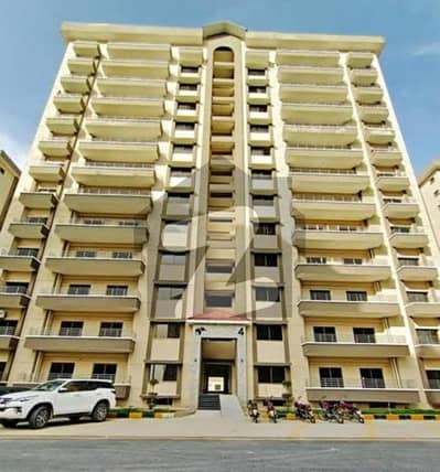 DHA 5. . Tower 4. . . 4 bed apartment available for rent