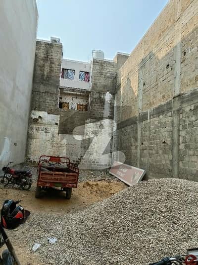120 Sq Yard Next 2 Corner Leased Plot In SAADI TOWN