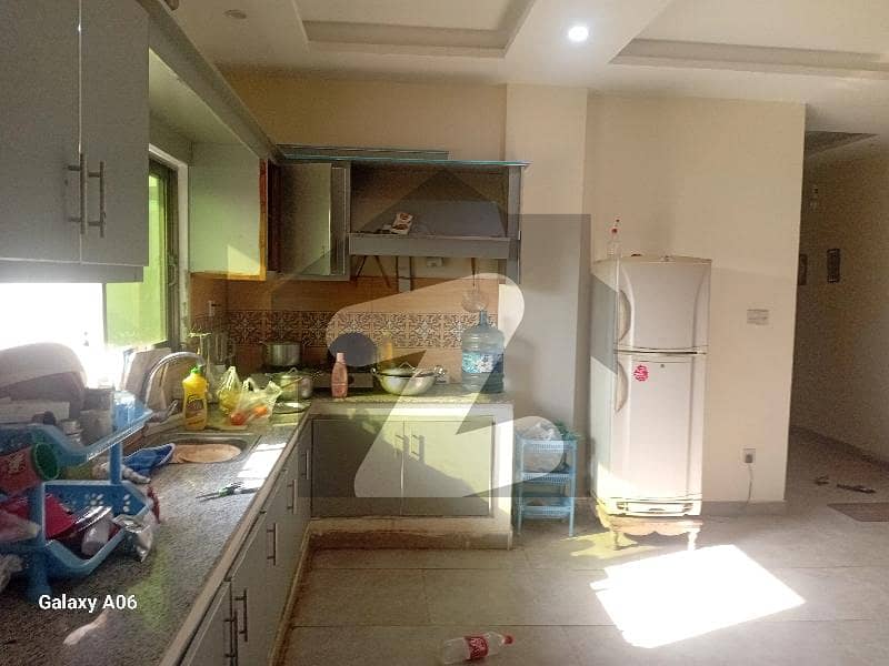 Flat Available For Rent Flat Available For Rent