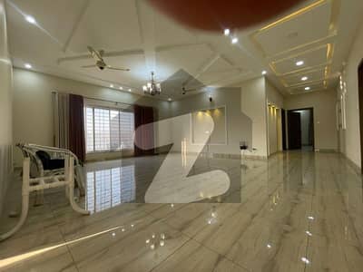 بحریہ ٹاؤن راولپنڈی راولپنڈی میں 4 کمروں کا 1 کنال بالائی پورشن 1.5 لاکھ میں کرایہ پر دستیاب ہے۔ بحریہ ٹاؤن راولپنڈی راولپنڈی میں 4 کمروں کا 1 کنال بالائی پورشن 1.5 لاکھ میں کرایہ پر دستیاب ہے۔