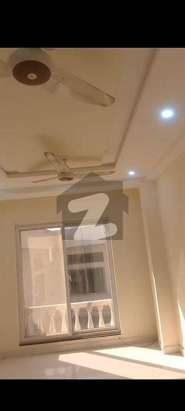 جی ۔ 13 اسلام آباد میں 1 مرلہ دفتر 37.0 ہزار میں کرایہ پر دستیاب ہے۔ جی ۔ 13 اسلام آباد میں 1 مرلہ دفتر 37.0 ہزار میں کرایہ پر دستیاب ہے۔