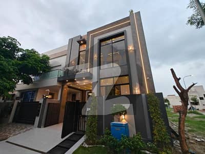 فارمانئیٹس ہاؤسنگ سکیم لاہور میں 3 کمروں کا 5 مرلہ مکان 2.15 کروڑ میں برائے فروخت۔ فارمانئیٹس ہاؤسنگ سکیم لاہور میں 3 کمروں کا 5 مرلہ مکان 2.15 کروڑ میں برائے فروخت۔