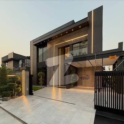 01 KANAL ULTRA MODERN DESIGN HOUSE FOR SALE IN DHA PHASE 6 NEAR PARK