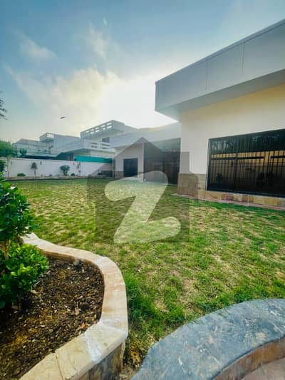 ڈی ایچ اے فیز 6 ڈی ایچ اے ڈیفینس,کراچی میں 6 کمروں کا 2 کنال مکان 7.5 لاکھ میں کرایہ پر دستیاب ہے۔ ڈی ایچ اے فیز 6 ڈی ایچ اے ڈیفینس,کراچی میں 6 کمروں کا 2 کنال مکان 7.5 لاکھ میں کرایہ پر دستیاب ہے۔