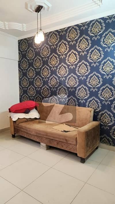 کلفٹن ۔ بلاک 1 کلفٹن,کراچی میں 2 کمروں کا 6 مرلہ فلیٹ 2.1 کروڑ میں برائے فروخت۔