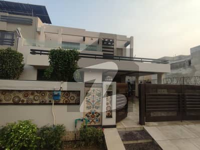 ڈی ایچ اے فیز 5 ڈیفنس (ڈی ایچ اے),لاہور میں 4 کمروں کا 10 مرلہ مکان 3.25 لاکھ میں کرایہ پر دستیاب ہے۔ ڈی ایچ اے فیز 5 ڈیفنس (ڈی ایچ اے),لاہور میں 4 کمروں کا 10 مرلہ مکان 3.25 لاکھ میں کرایہ پر دستیاب ہے۔