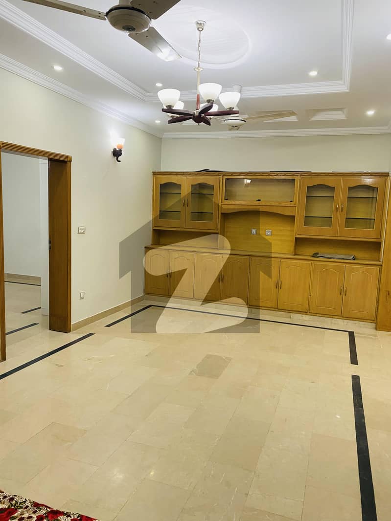 7 Marla Ground Portion For Rent In G-13 Islamabad
