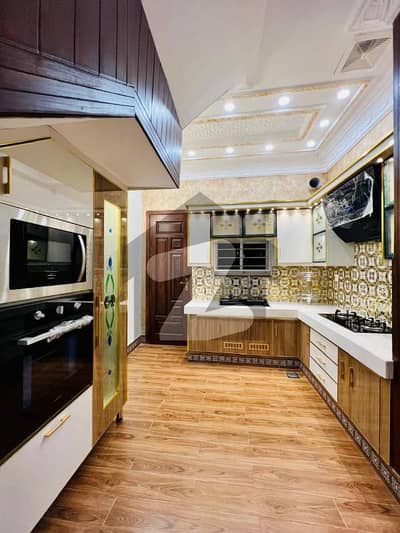 بحریہ ٹاؤن فیز 8 بحریہ ٹاؤن راولپنڈی,راولپنڈی میں 3 کمروں کا 5 مرلہ مکان 60.0 ہزار میں کرایہ پر دستیاب ہے۔ بحریہ ٹاؤن فیز 8 بحریہ ٹاؤن راولپنڈی,راولپنڈی میں 3 کمروں کا 5 مرلہ مکان 60.0 ہزار میں کرایہ پر دستیاب ہے۔