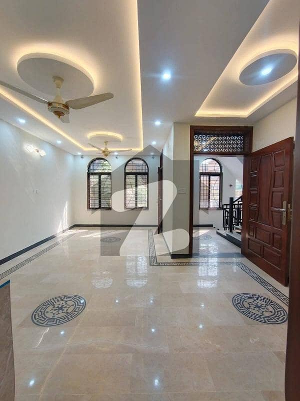 جی ۔ 11 اسلام آباد میں 3 کمروں کا 5 مرلہ بالائی پورشن 1.1 لاکھ میں کرایہ پر دستیاب ہے۔ جی ۔ 11 اسلام آباد میں 3 کمروں کا 5 مرلہ بالائی پورشن 1.1 لاکھ میں کرایہ پر دستیاب ہے۔