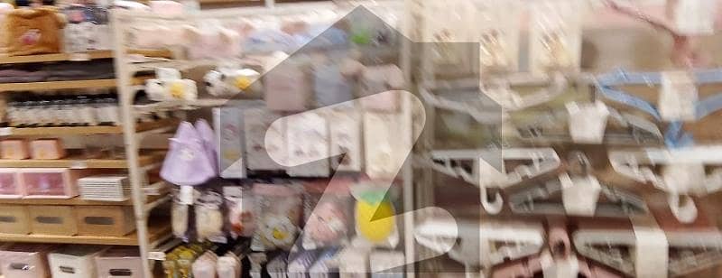 COMMERCIAL OPTION WITH GOOD RENTAL INCOME (20,000/MONTH)