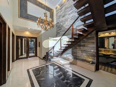 1kanal Modren Fully furnished Bunglow for rent 1kanal Modren Fully furnished Bunglow for rent