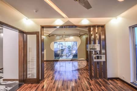 ڈی ایچ اے فیز 6 - بلاک سی فیز 6,ڈیفنس (ڈی ایچ اے),لاہور میں 6 کمروں کا 1 کنال مکان 4.42 لاکھ میں کرایہ پر دستیاب ہے۔ ڈی ایچ اے فیز 6 - بلاک سی فیز 6,ڈیفنس (ڈی ایچ اے),لاہور میں 6 کمروں کا 1 کنال مکان 4.42 لاکھ میں کرایہ پر دستیاب ہے۔