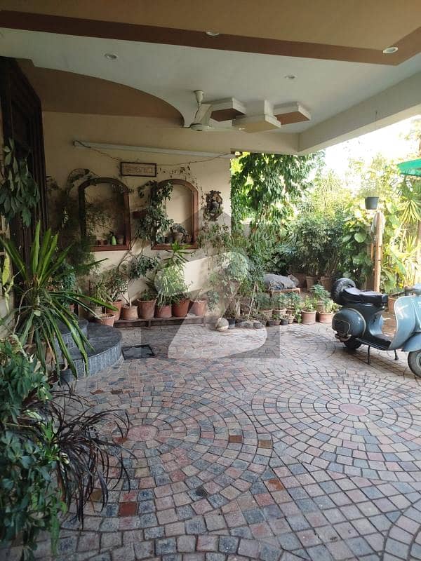 Luxurious 14 Marla Upper Portion Is Available For Rent