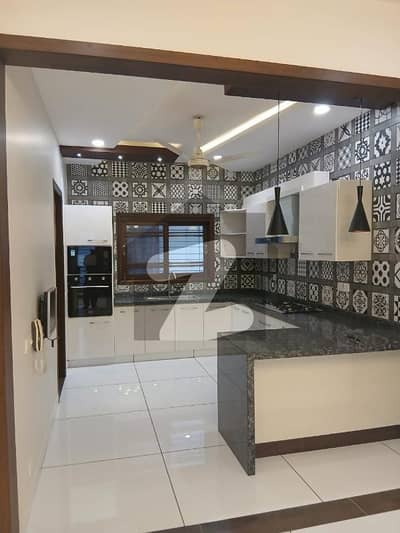 Avail Yourself A Great Prime Location 500 Square Yards House In DHA Phase 7