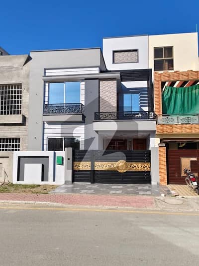 5 Marla Fully Furnished Brand New Upper Portion Available For Rent 5 Marla Fully Furnished Brand New Upper Portion Available For Rent