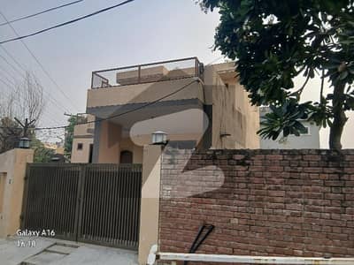 double story 4 beds longe drawi ng room porch with 10 malas lawan