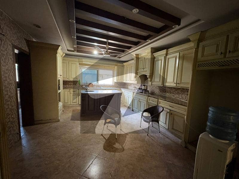 1633 Square Yards House In G-6/3 Is Available 1633 Square Yards House In G-6/3 Is Available