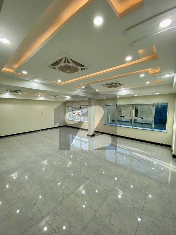 ایف ۔ 7 اسلام آباد میں 5 مرلہ دفتر 3.5 لاکھ میں کرایہ پر دستیاب ہے۔ ایف ۔ 7 اسلام آباد میں 5 مرلہ دفتر 3.5 لاکھ میں کرایہ پر دستیاب ہے۔