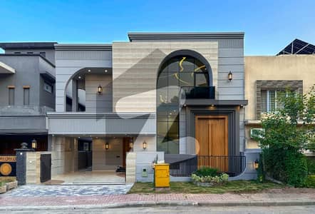 بحریہ گرینز۔ اوورسیز انکلیو - سیکٹر 2 بحریہ گرینز۔ اوورسیز انکلیو,بحریہ ٹاؤن فیز 8,بحریہ ٹاؤن راولپنڈی,راولپنڈی میں 5 کمروں کا 13 مرلہ مکان 6.95 کروڑ میں برائے فروخت۔ بحریہ گرینز۔ اوورسیز انکلیو - سیکٹر 2 بحریہ گرینز۔ اوورسیز انکلیو,بحریہ ٹاؤن فیز 8,بحریہ ٹاؤن راولپنڈی,راولپنڈی میں 5 کمروں کا 13 مرلہ مکان 6.95 کروڑ میں برائے فروخت۔