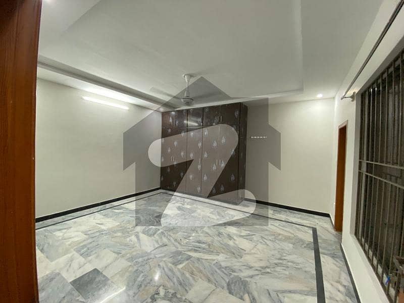 10 Marla Upper Portion For Rent 10 Marla Upper Portion For Rent