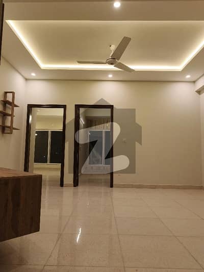 رِیور گارڈن اسلام آباد میں 3 کمروں کا 6 مرلہ فلیٹ 55.0 ہزار میں کرایہ پر دستیاب ہے۔