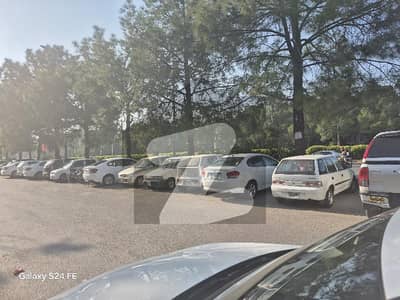 A DECENT COMMERCIAL BUILDING 600 SQYRDS/ BLUE AREA, FACING JINNAH AVENUE/ AVAILABLE FOR SALE A DECENT COMMERCIAL BUILDING 600 SQYRDS/ BLUE AREA, FACING JINNAH AVENUE/ AVAILABLE FOR SALE