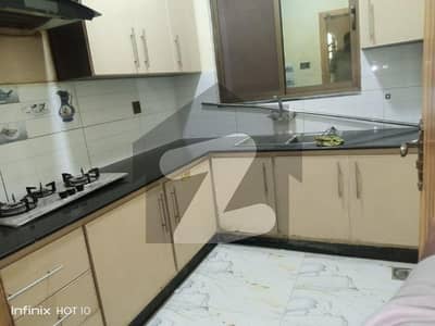 بنی گالہ اسلام آباد میں 7 کمروں کا 6 مرلہ مکان 1.1 لاکھ میں کرایہ پر دستیاب ہے۔