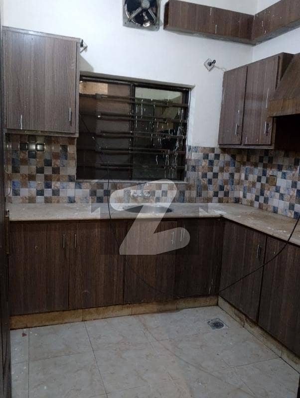 شلے ویلی راولپنڈی میں 2 کمروں کا 5 مرلہ زیریں پورشن 32.0 ہزار میں کرایہ پر دستیاب ہے۔ شلے ویلی راولپنڈی میں 2 کمروں کا 5 مرلہ زیریں پورشن 32.0 ہزار میں کرایہ پر دستیاب ہے۔