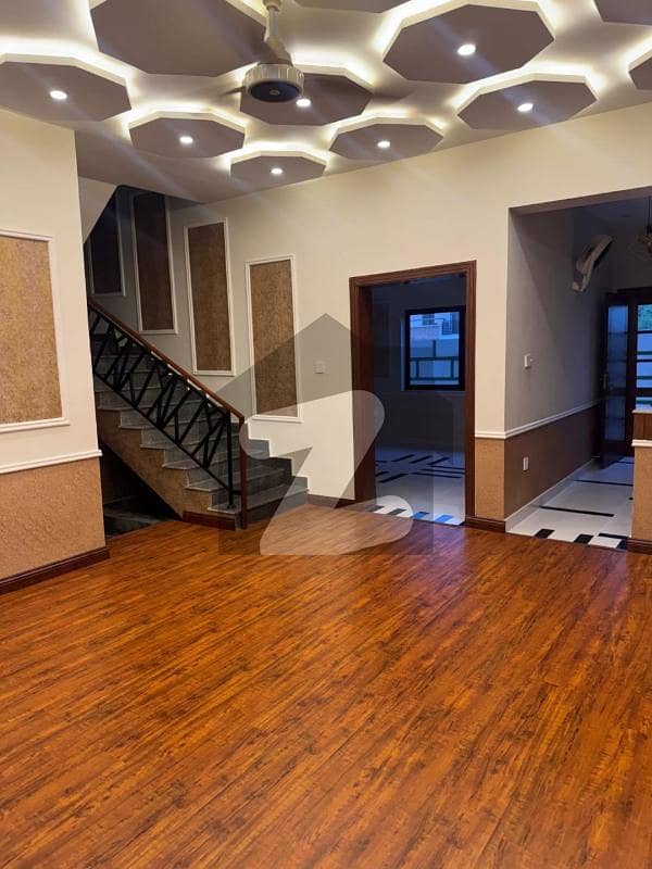 luxury 10 Marla Ground Portion available for rent. luxury 10 Marla Ground Portion available for rent.