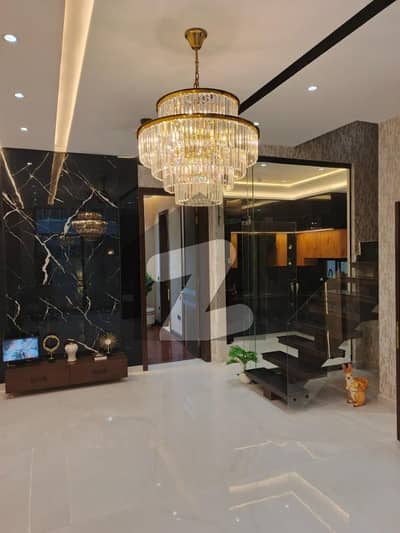 ڈی ایچ اے 9 ٹاؤن ڈیفنس (ڈی ایچ اے),لاہور میں 3 کمروں کا 5 مرلہ مکان 2.5 کروڑ میں برائے فروخت۔ ڈی ایچ اے 9 ٹاؤن ڈیفنس (ڈی ایچ اے),لاہور میں 3 کمروں کا 5 مرلہ مکان 2.5 کروڑ میں برائے فروخت۔