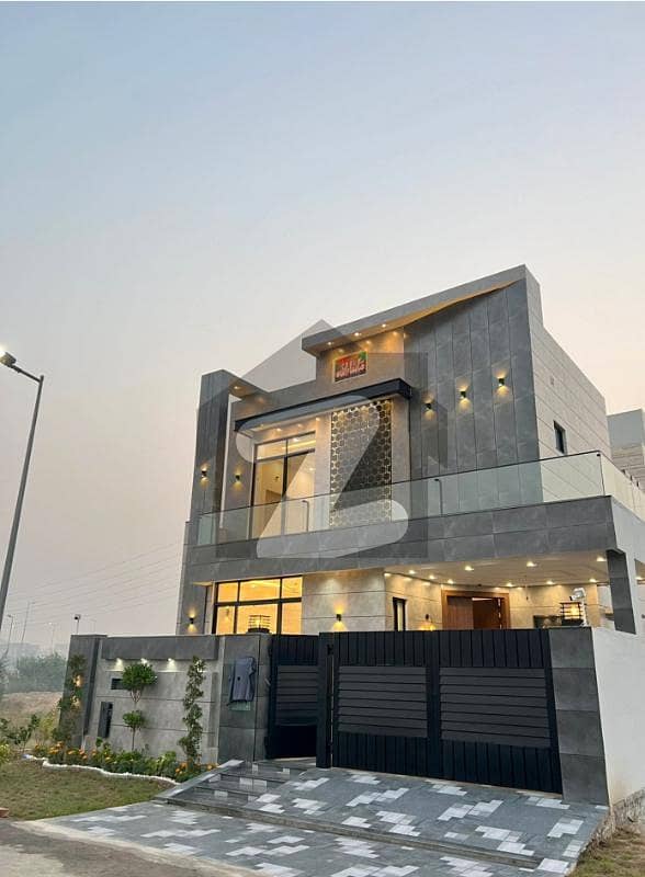 ڈی ایچ اے فیز 4 ڈیفنس (ڈی ایچ اے),لاہور میں 4 کمروں کا 10 مرلہ مکان 7.0 کروڑ میں برائے فروخت۔ ڈی ایچ اے فیز 4 ڈیفنس (ڈی ایچ اے),لاہور میں 4 کمروں کا 10 مرلہ مکان 7.0 کروڑ میں برائے فروخت۔