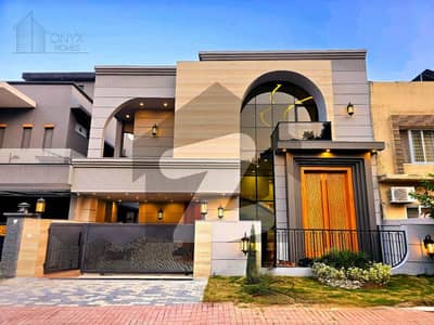 بحریہ گرینز۔ اوورسیز انکلیو - سیکٹر 2 بحریہ گرینز۔ اوورسیز انکلیو,بحریہ ٹاؤن فیز 8,بحریہ ٹاؤن راولپنڈی,راولپنڈی میں 5 کمروں کا 13 مرلہ مکان 6.95 کروڑ میں برائے فروخت۔ بحریہ گرینز۔ اوورسیز انکلیو - سیکٹر 2 بحریہ گرینز۔ اوورسیز انکلیو,بحریہ ٹاؤن فیز 8,بحریہ ٹاؤن راولپنڈی,راولپنڈی میں 5 کمروں کا 13 مرلہ مکان 6.95 کروڑ میں برائے فروخت۔