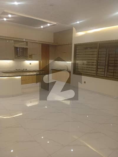 BRAND NEW FLAT 2 BED DRAWING LAUNCH And 2 BED LAUNCH LIFT MAIN ROAD