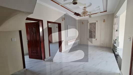 سینٹرل پارک ہاؤسنگ سکیم لاہور میں 4 کمروں کا 5 مرلہ مکان 1.95 کروڑ میں برائے فروخت۔ سینٹرل پارک ہاؤسنگ سکیم لاہور میں 4 کمروں کا 5 مرلہ مکان 1.95 کروڑ میں برائے فروخت۔