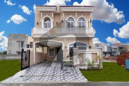 Elegant 5 Marla Family House Ready to Move in DHA 9 Town Elegant 5 Marla Family House Ready to Move in DHA 9 Town