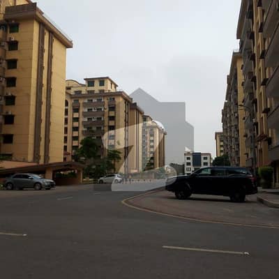 10 MARLA 3 BEDROOMS BRAND NEW FRONT VIEW APARTMENT AVAILABE FOR RENT