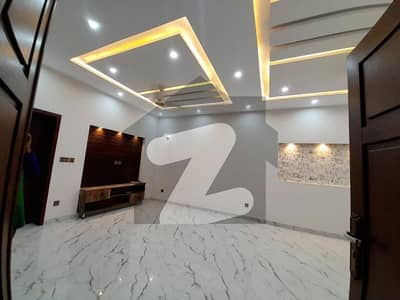 بحریہ آرچرڈ لاہور میں 3 کمروں کا 5 مرلہ مکان 45.0 ہزار میں کرایہ پر دستیاب ہے۔ بحریہ آرچرڈ لاہور میں 3 کمروں کا 5 مرلہ مکان 45.0 ہزار میں کرایہ پر دستیاب ہے۔