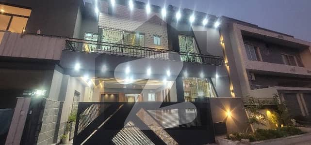 ڈی ایچ اے فیز 2 - سیکٹر ایف ڈی ایچ اے ڈیفینس فیز 2,ڈی ایچ اے ڈیفینس,اسلام آباد میں 5 کمروں کا 10 مرلہ مکان 4.9 کروڑ میں برائے فروخت۔ ڈی ایچ اے فیز 2 - سیکٹر ایف ڈی ایچ اے ڈیفینس فیز 2,ڈی ایچ اے ڈیفینس,اسلام آباد میں 5 کمروں کا 10 مرلہ مکان 4.9 کروڑ میں برائے فروخت۔