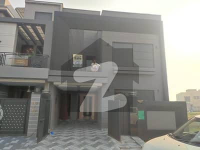 I SELL 5MARLA HOUSE IN BAHRIA ORCHARD LAHORE